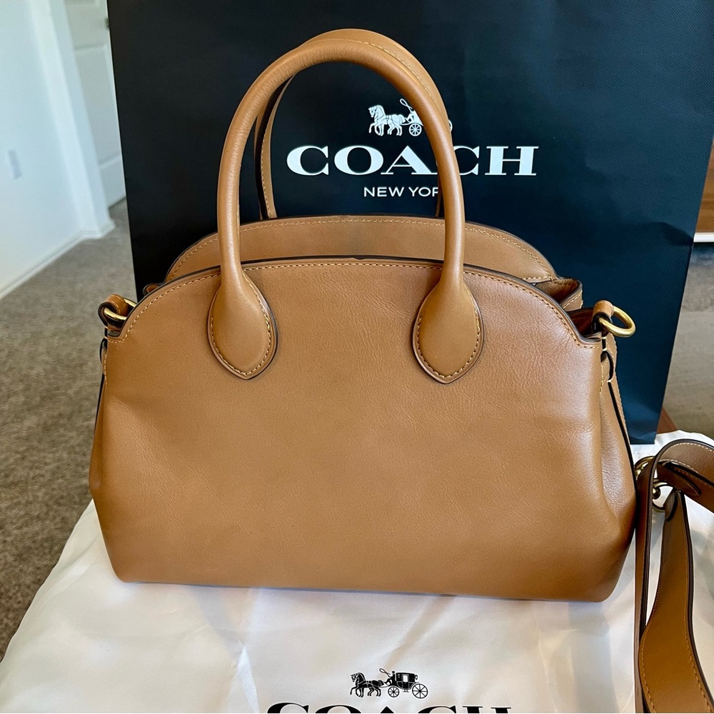 Coach Soft Empire Carryall Bag 28 - Picture 2 of 8